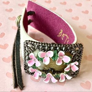 Betsey Johnson ‘Vintage Bows’ Leather Bracelet RARE